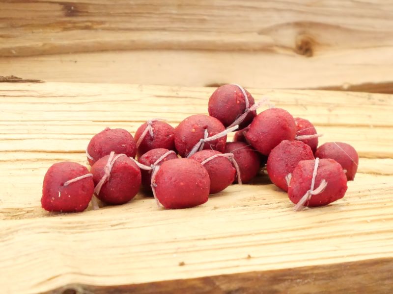 Rohlíkové boilies – parádní mix chuti a vůně, co prostě ryby nedají! Tak s tímhle kámošem u prutu budeš mít radost!