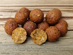 Chilli pepř je osvědčené spojení dvou kořeněných klasik – chilli a pepře Chilli pepř je osvědčené spojení dvou kořeněných klasik – chilli a pepře
